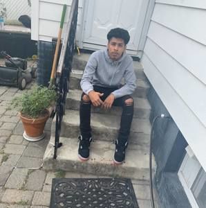 Meet your Posher, Alex